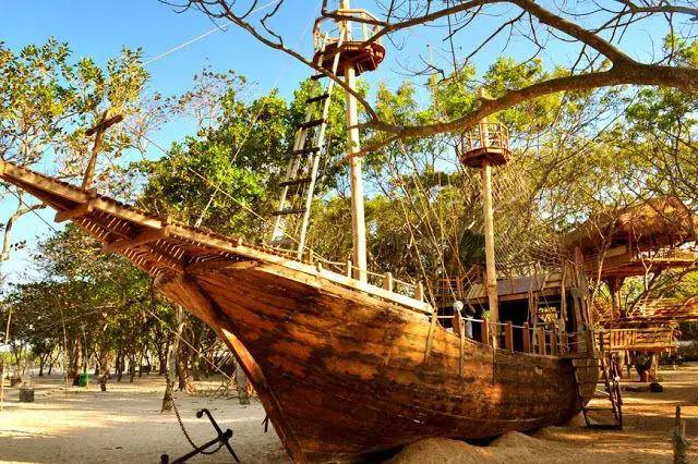 6 Tempat Wisata Unik & Menarik di Nusa Dua Bali